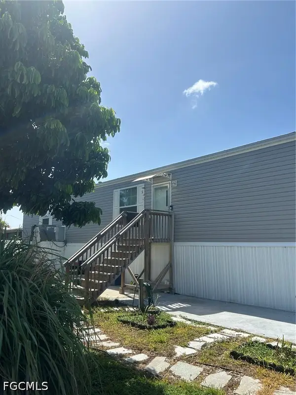 Address Withheld By Seller, Fort Myers, FL 33908
