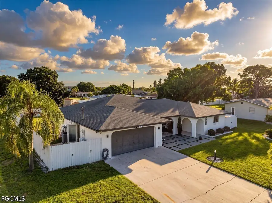 713 SE 43rd Street, Cape Coral, FL 33904 - #3