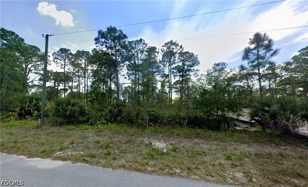 3305 70th Street W, Lehigh Acres, FL 33971