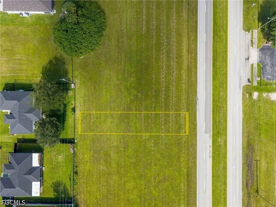 2142 Diplomat Parkway E, Cape Coral, FL 33909 - #2