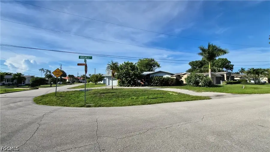 5201 Glade Court Ne, Cape Coral, FL 33904 - #2