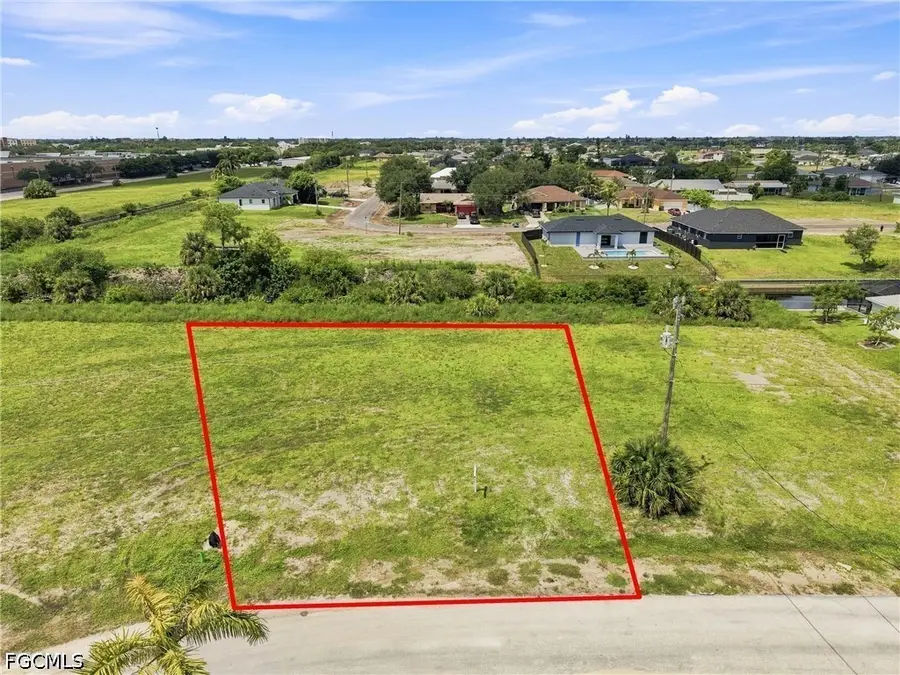 1202 NE 19th Place, Cape Coral, FL 33909 - #2