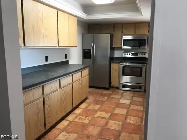 627 SE 10th Avenue, Cape Coral, FL 33990
