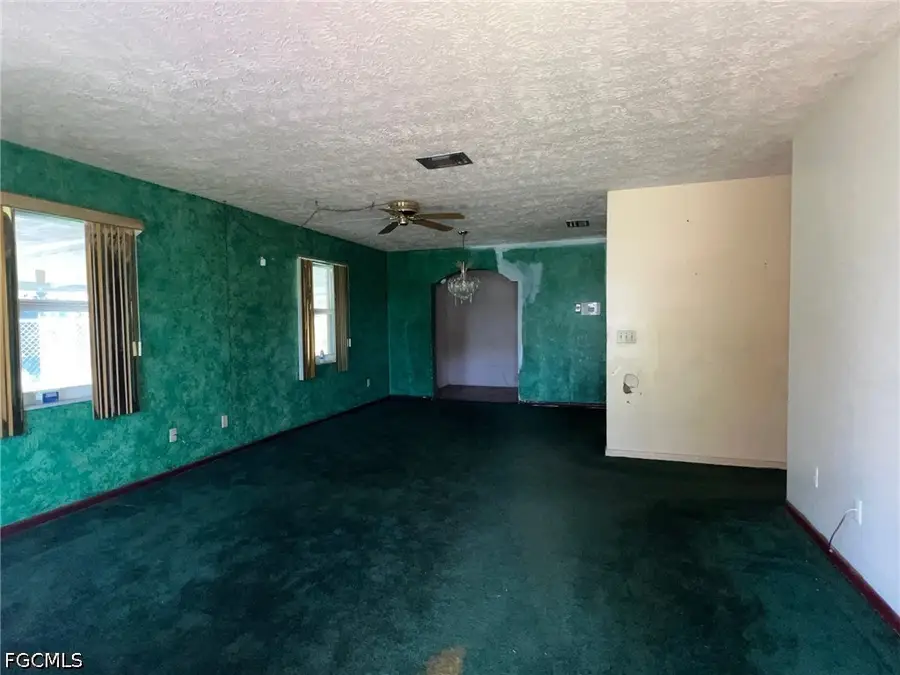 311 W El Paso Avenue, Clewiston, FL 33440 - #3