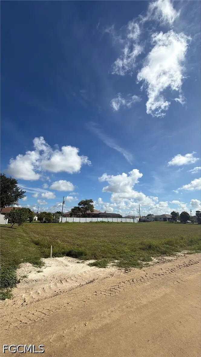 1711 NE 17th Street, Cape Coral, FL 33909 - #1