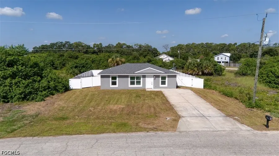 3113 Pebble Lane, Labelle, FL 33935 - #2