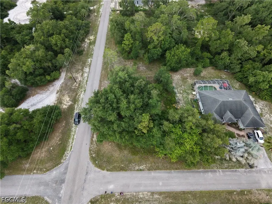 3906 E 19th Street, Lehigh Acres, FL 33972 - #2
