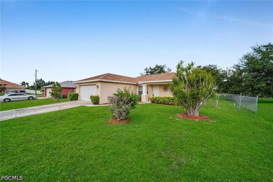 2724 SW 2nd Avenue, Cape Coral, FL 33914 - #3