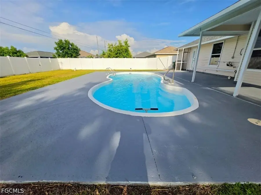 626 SW 25th Terrace, Cape Coral, FL 33914 - #3