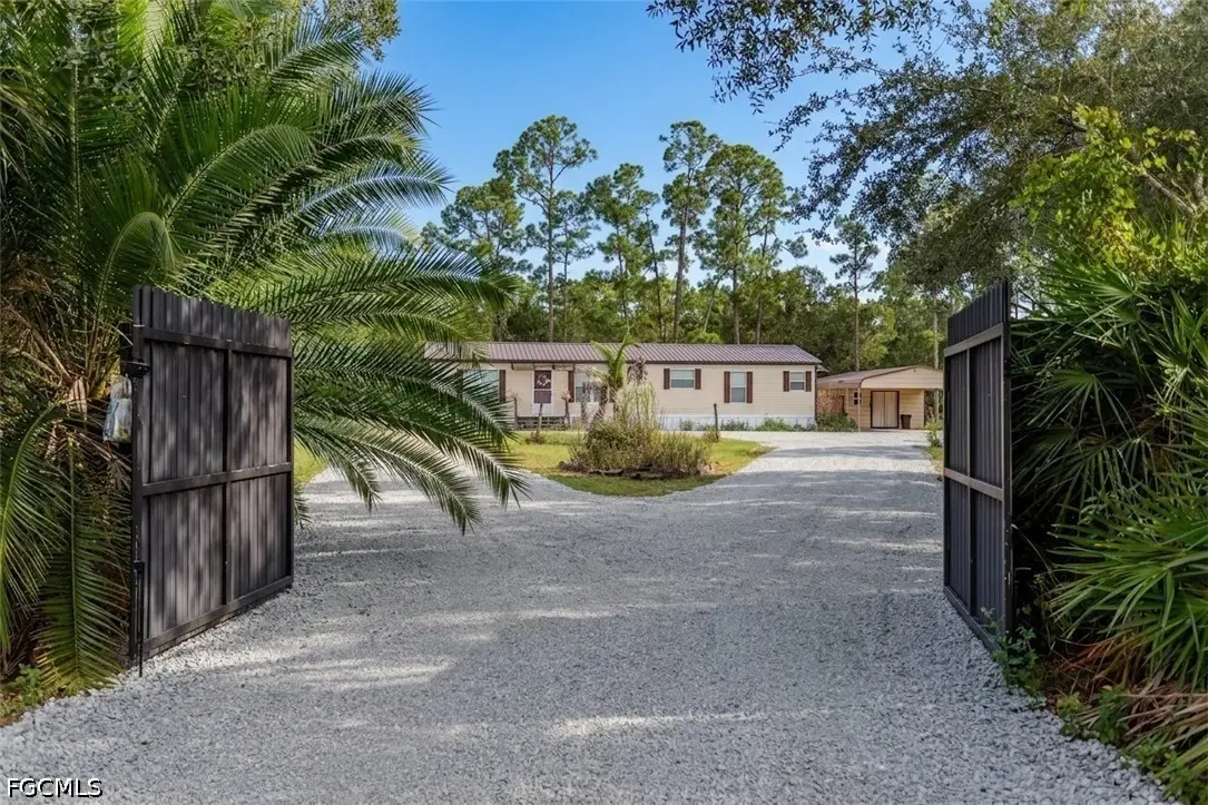 4075 Fort Center Avenue, Labelle, FL 33935 - #1