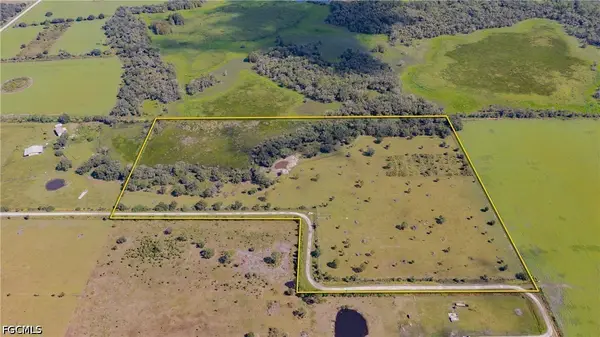 Fernwood Lane, Labelle, FL 33935