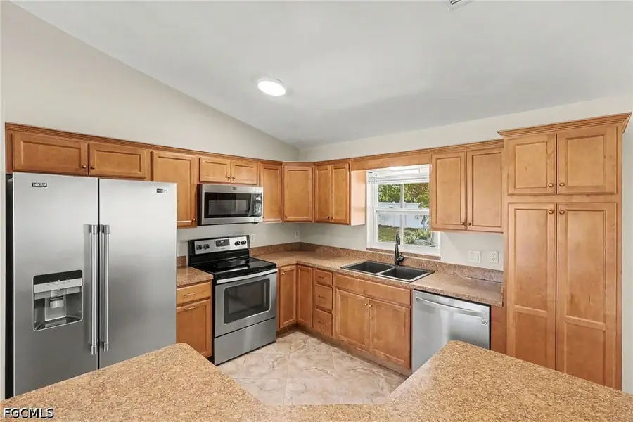 918 Gleason Parkway, Cape Coral, FL 33914 - #3