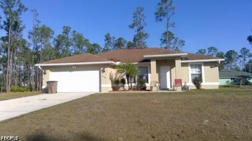 805 E 13th Street, Lehigh Acres, FL 33972