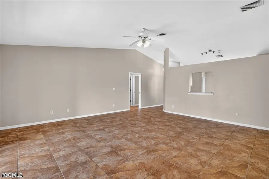 903 SE 5th Avenue, Cape Coral, FL 33990 - #3