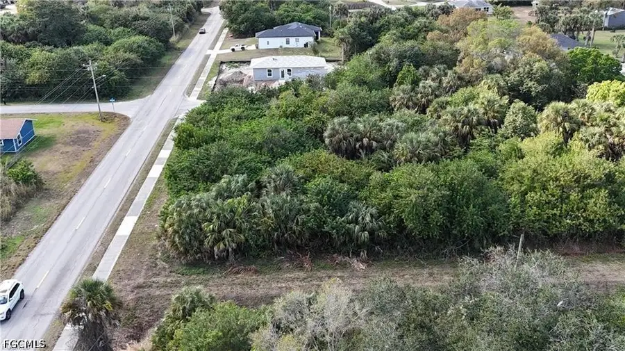 304 W 6th Street, Lehigh Acres, FL 33972 - #3