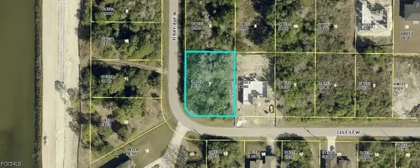 3322 31st Street W, Lehigh Acres, FL 33971