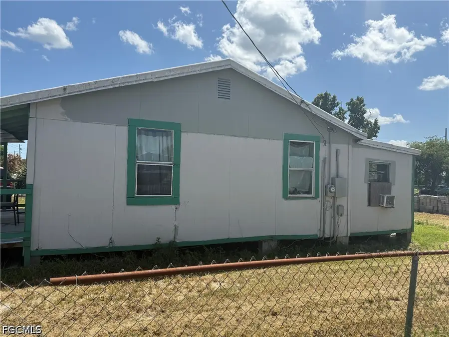 1091 Gamble Street, Moore Haven, FL 33471 - #2