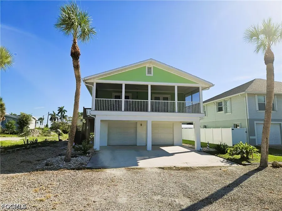 915 North Street, Fort Myers Beach, FL 33931 - #3