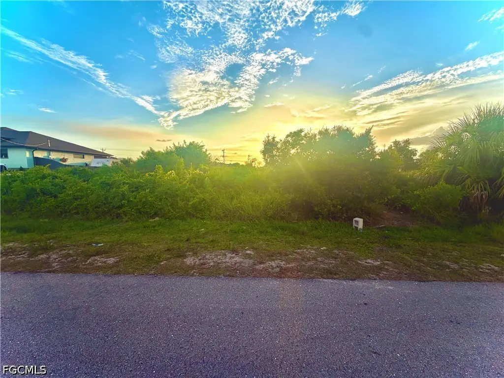 1015 Lee Avenue, Lehigh Acres, FL 33972 - #1