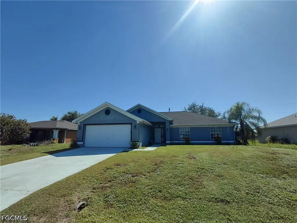 2013 NE 13th Place, Cape Coral, FL 33909 - #1