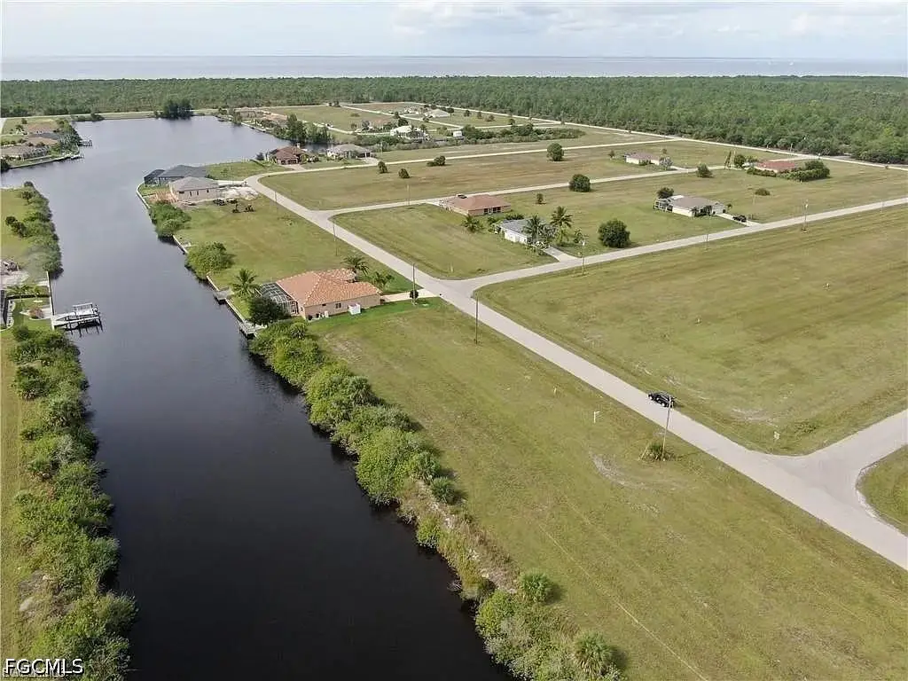 821 NW 33rd Place, Cape Coral, FL 33993 - #1