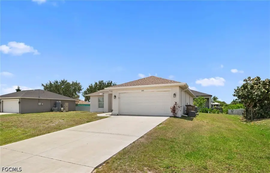 202 NW 25th Place, Cape Coral, FL 33993 - #3