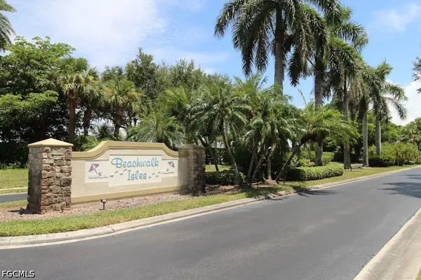 15733 Beachcomber Avenue, Fort Myers, FL 33908