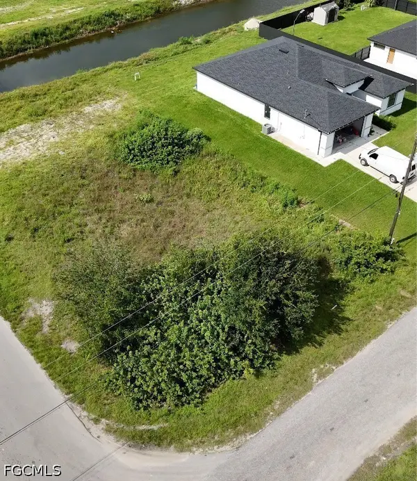 3401 15th Street Sw, Lehigh Acres, FL 33976