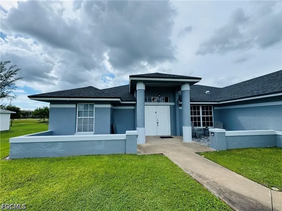 1906 SW 15th Place, Cape Coral, FL 33991 - #2