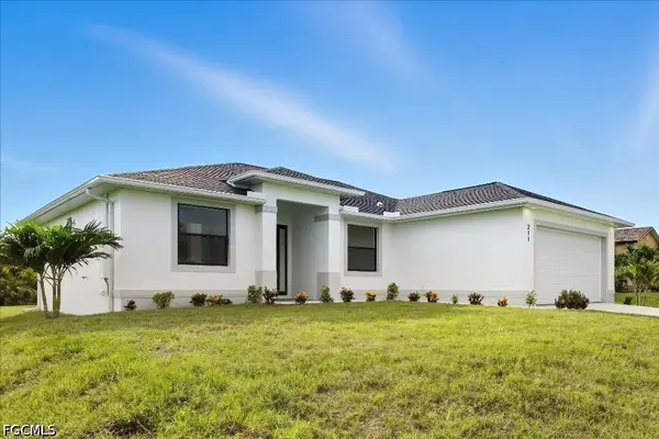 211 NW 25th Avenue, Cape Coral, FL 33993