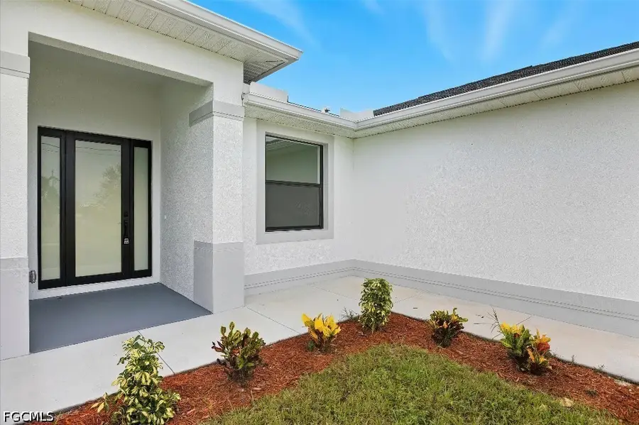 211 NW 25th Avenue, Cape Coral, FL 33993 - #2