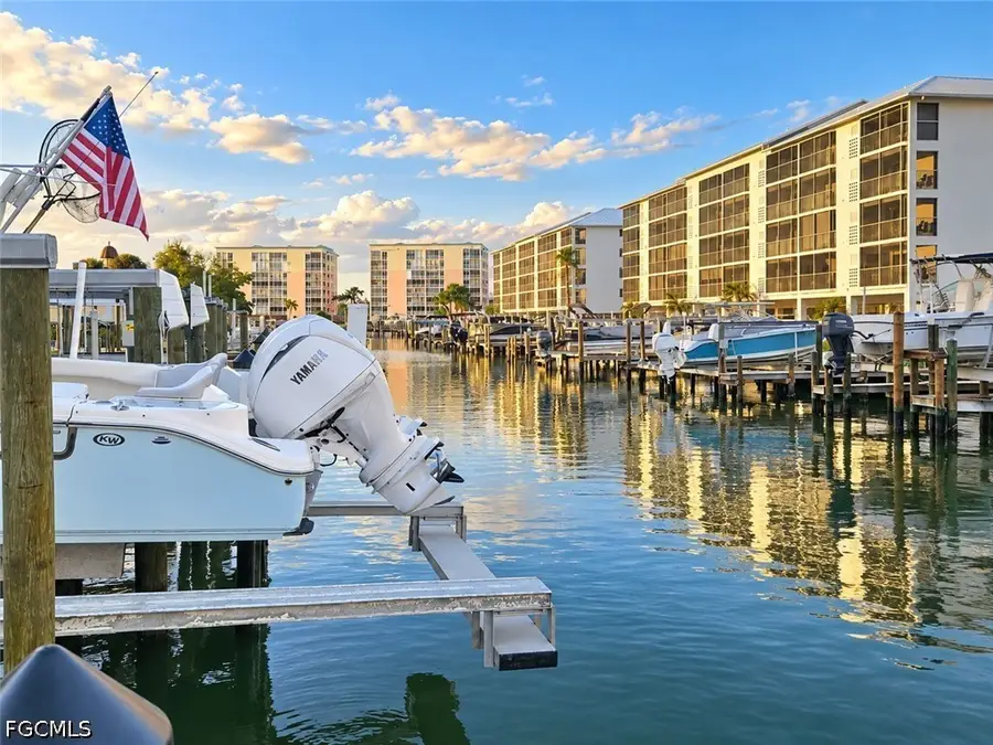 7327 Estero Boulevard #100, Fort Myers Beach, FL 33931 - #3