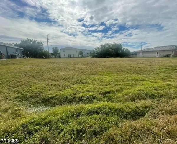 1816 SW 36th Terrace, Cape Coral, FL 33914