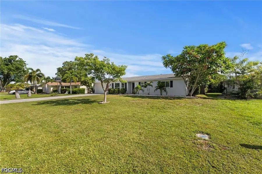 871 Entrada Drive S, Fort Myers, FL 33919 - #2