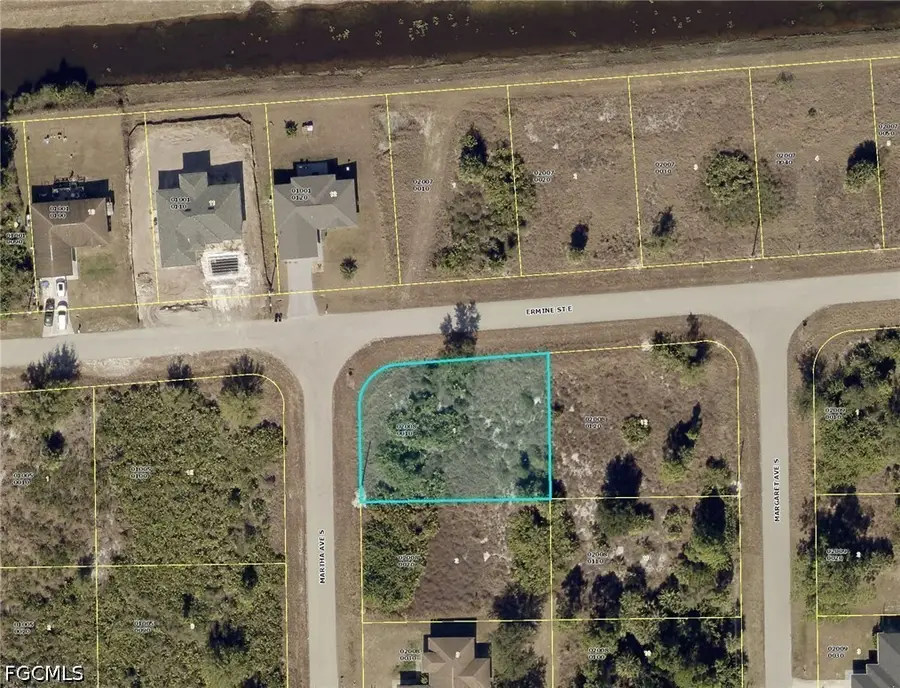 911 Martha Avenue S, Lehigh Acres, FL 33974 - #2