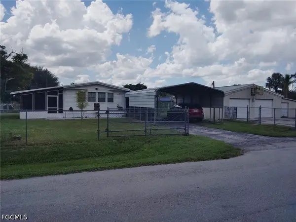 306 Pinecrest Avenue Nw, Moore Haven, FL 33471