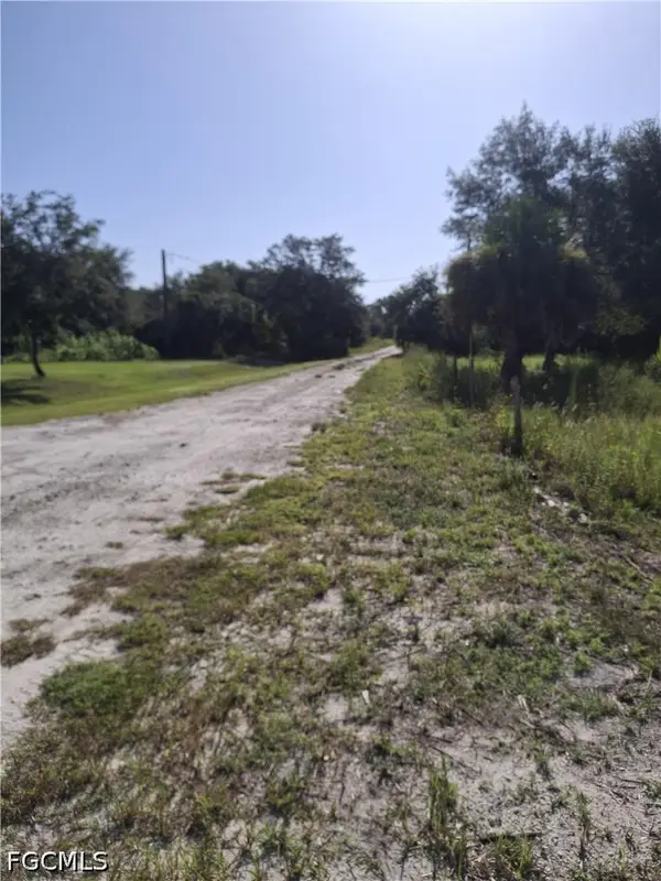 7979 22nd Place, Labelle, FL 33935