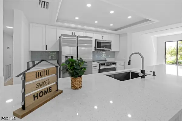 6216 Cougar Run #202, Fort Myers, FL 33908