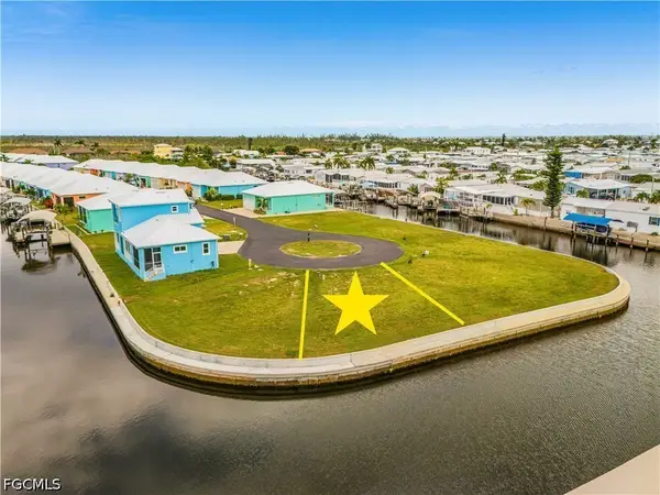 2951 Trawler Lane, St James City, FL 33956