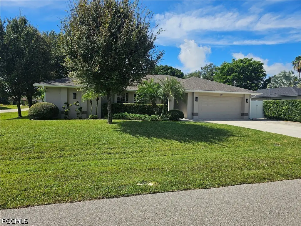 1218 SE 18th Street, Cape Coral, FL 33990 - #1