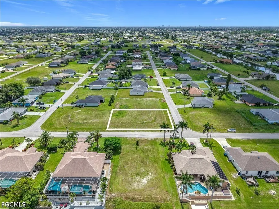 229 NW 9th Terrace, Cape Coral, FL 33993 - #2