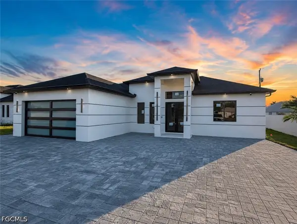 912 Nicholas Parkway W, Cape Coral, FL 33991