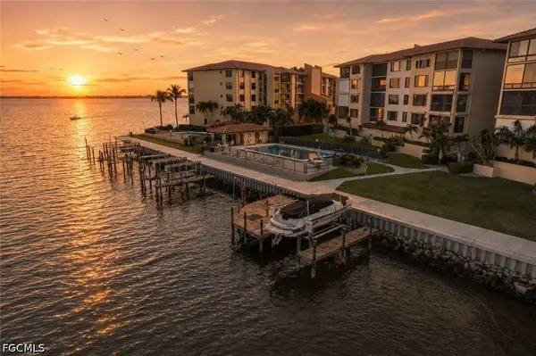 4013 SE 20th Place #401, Cape Coral, FL 33904
