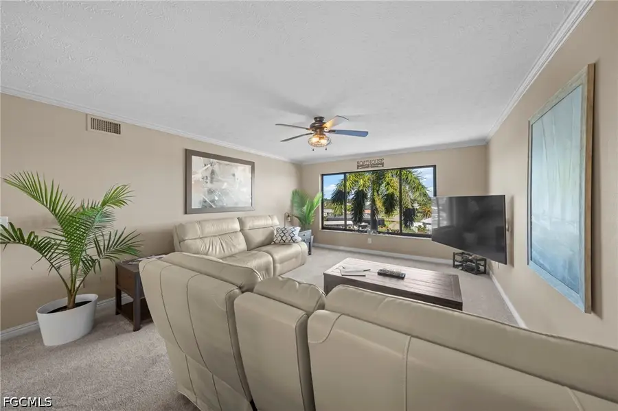 4013 SE 20th Place #401, Cape Coral, FL 33904 - #3