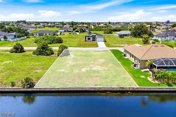 2350 NW 37th Place, Cape Coral, FL 33993