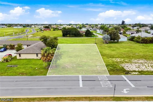 1612 Andalusia Boulevard, Cape Coral, FL 33909