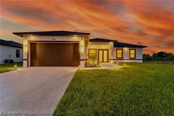 914 Manresa Avenue S, Lehigh Acres, FL 33974