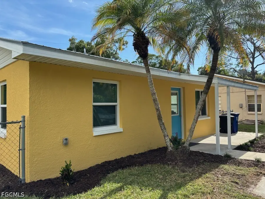 537 Capitol Street, North Fort Myers, FL 33903 - #2