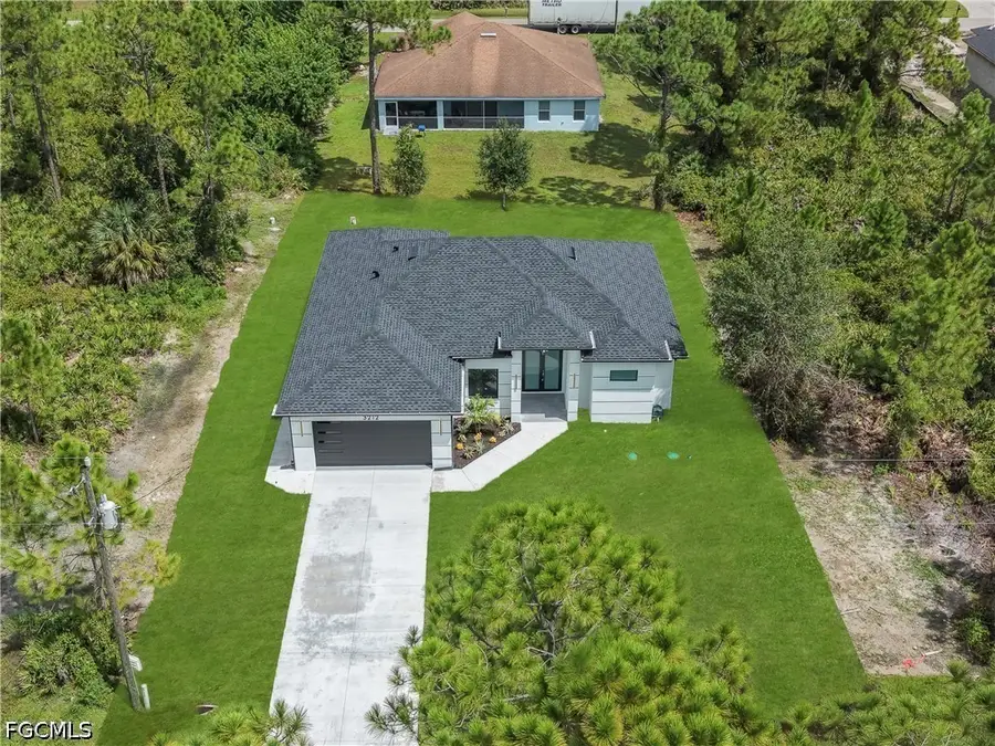 3212 33rd Street W, Lehigh Acres, FL 33971 - #3