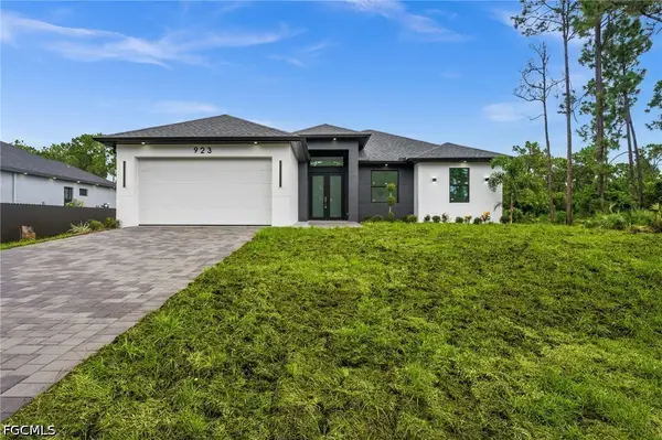 923 Bolivia Drive, Lehigh Acres, FL 33974